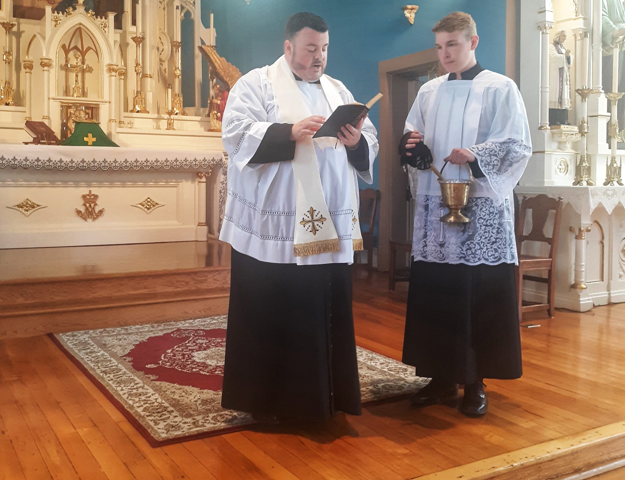 Everything You Need to Know About the Catholic Brown Scapular CCJC